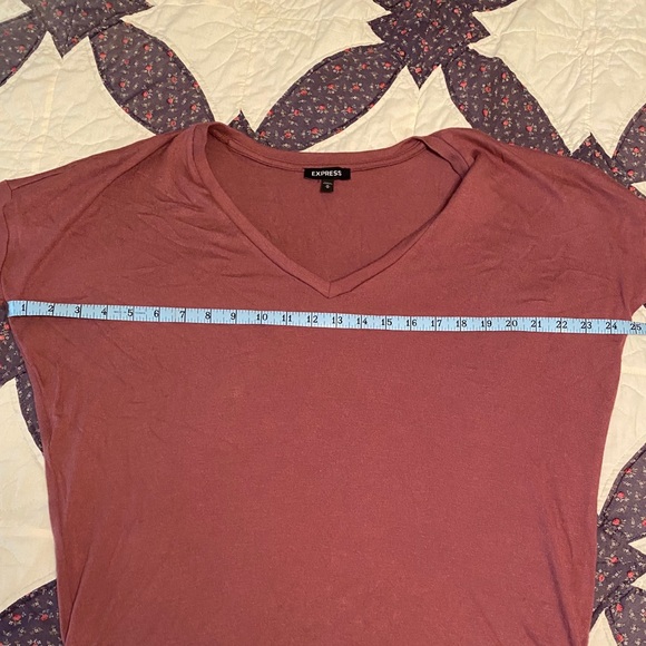 Express dark pink 3/4” V-Neck Tunic - Picture 5 of 5